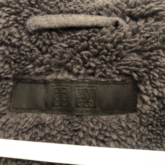 UNIQLO PILE LINED FLEECE PARKA - Picture 3 of 5